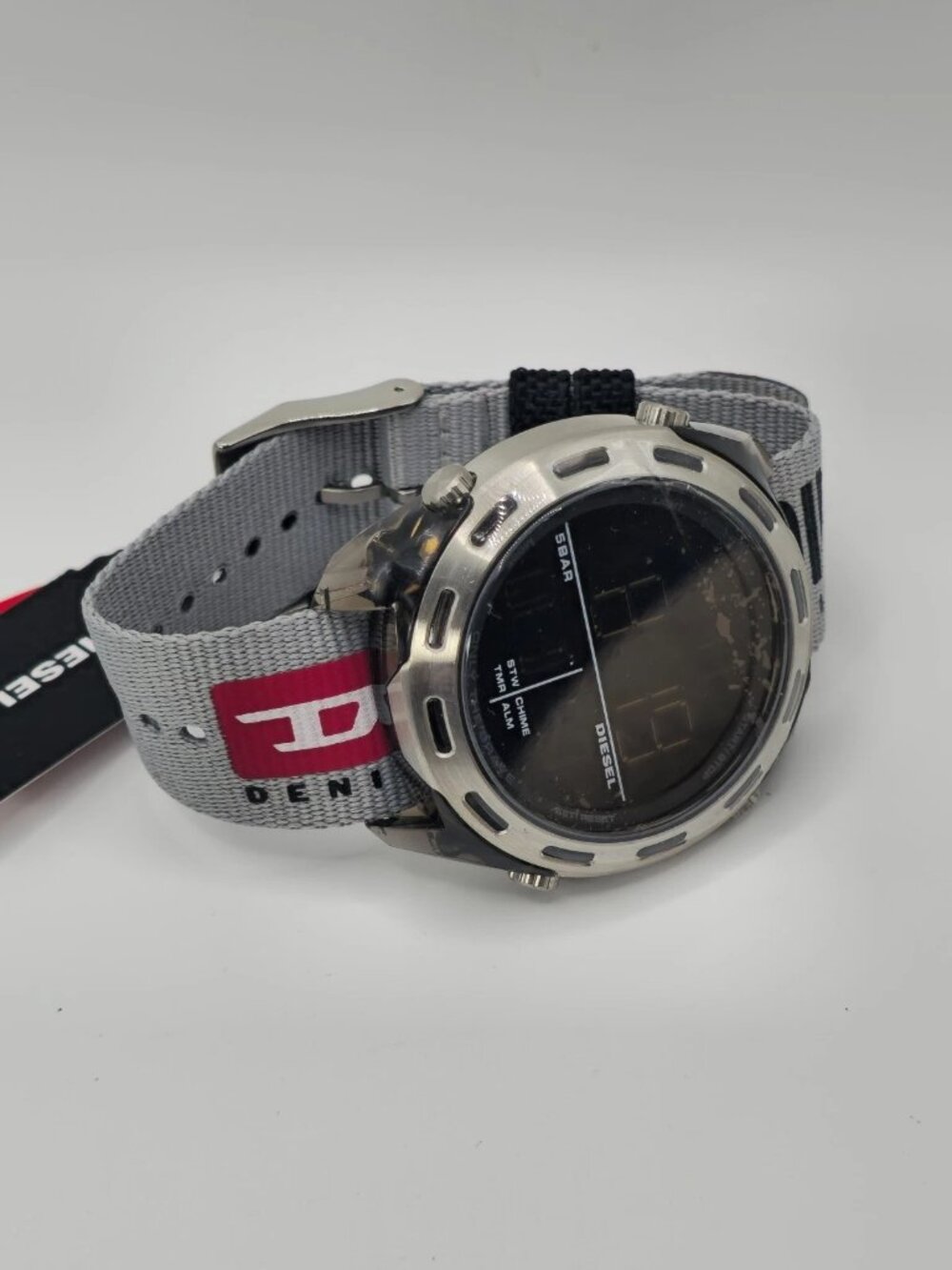 Diesel Crusher Men;s Gray Canvas Digital Watch
